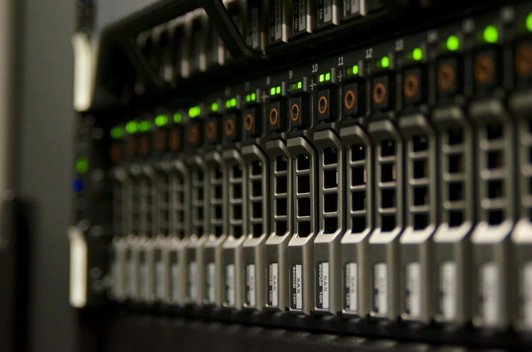 Reliable IT Operations Without the Operational Overhead.
